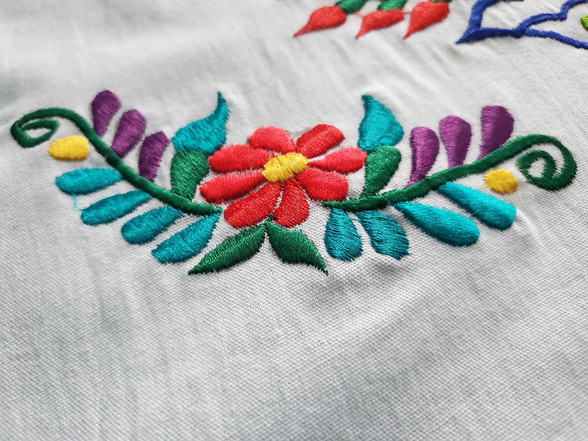 Beige and Multi colored embroidery Puebla Dress  Ropa mexicana, Vestidos  mexicanos bordados, Vestidos mexicanos